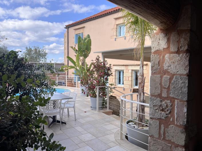 Image No.2-3 Bed House for sale