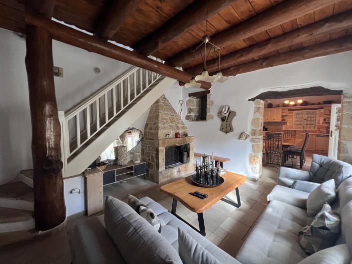 Image No.8-3 Bed House for sale