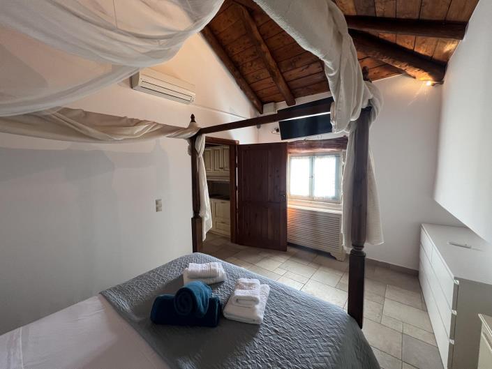 Image No.20-3 Bed House for sale