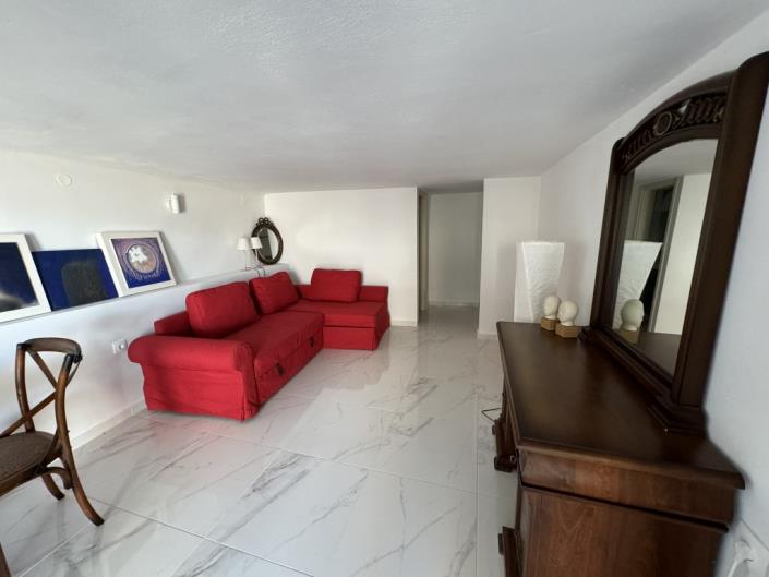 Image No.25-2 Bed Apartment for sale