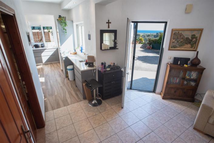 Image No.11-2 Bed Villa for sale