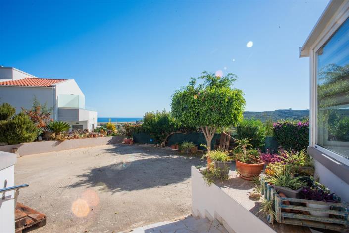 Image No.13-2 Bed Villa for sale