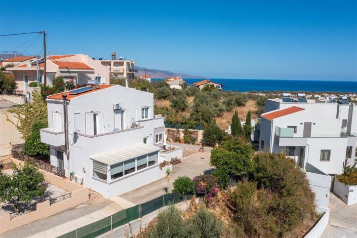 Image No.4-2 Bed Villa for sale