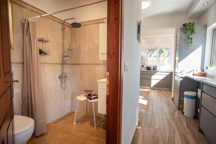 Image No.37-2 Bed Villa for sale