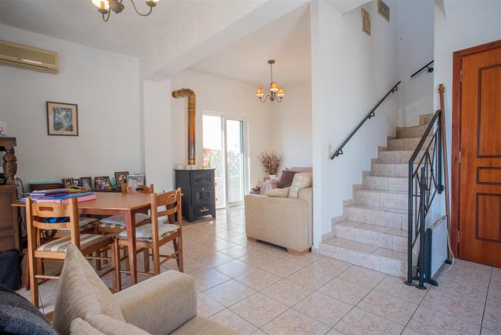 Image No.52-2 Bed Villa for sale