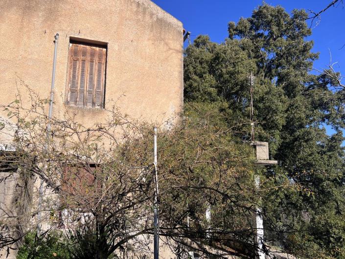 Image No.16-2 Bed House for sale