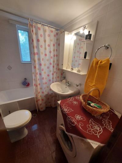 Image No.12-3 Bed House for sale