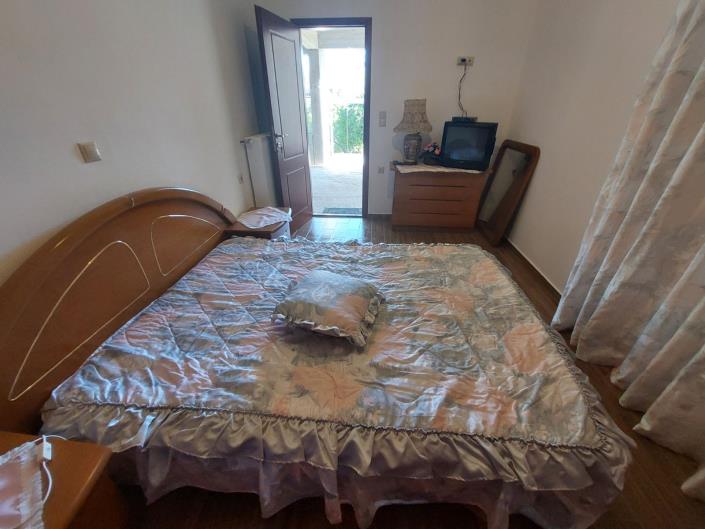 Image No.14-3 Bed House for sale