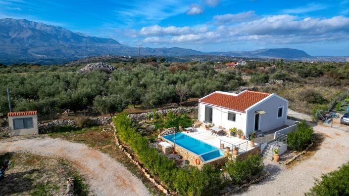 Image No.1-2 Bed Villa for sale