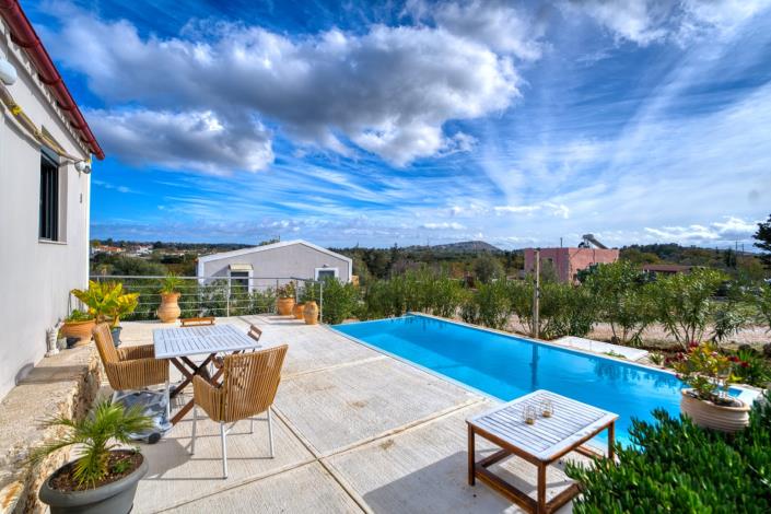 Image No.3-2 Bed Villa for sale