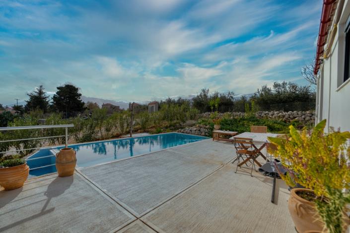 Image No.4-2 Bed Villa for sale