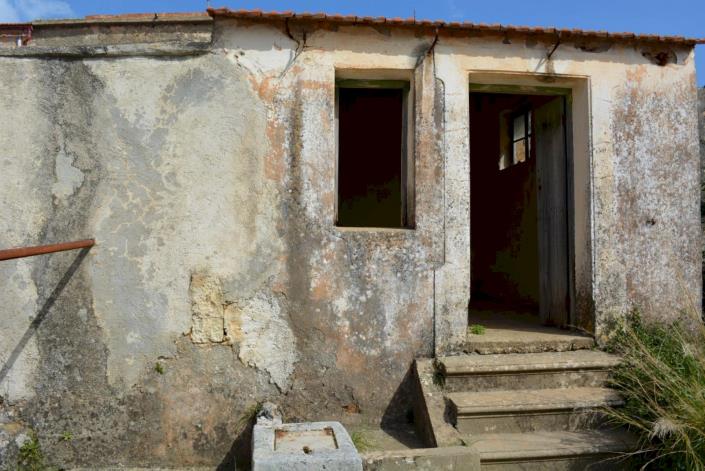 Image No.10-2 Bed House for sale