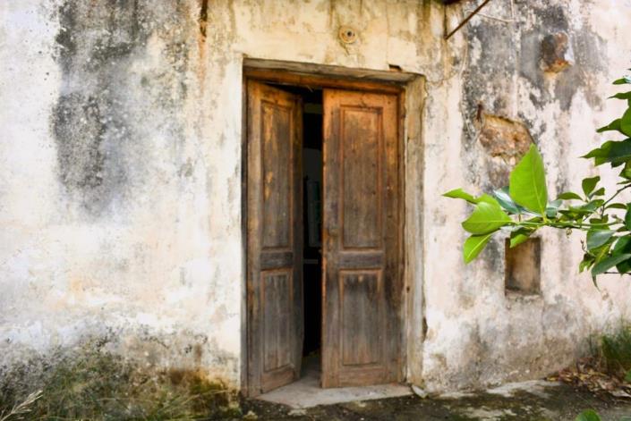 Image No.15-2 Bed House for sale