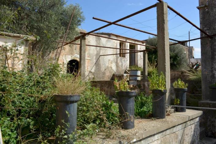 Image No.17-2 Bed House for sale