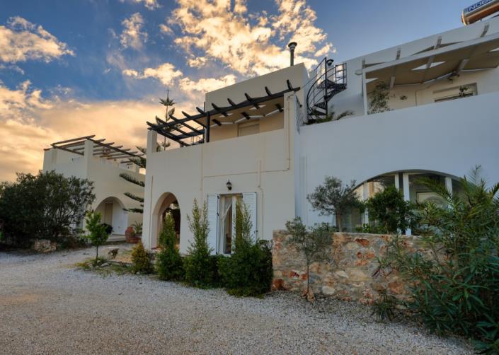 Image No.2-1 Bed House for sale