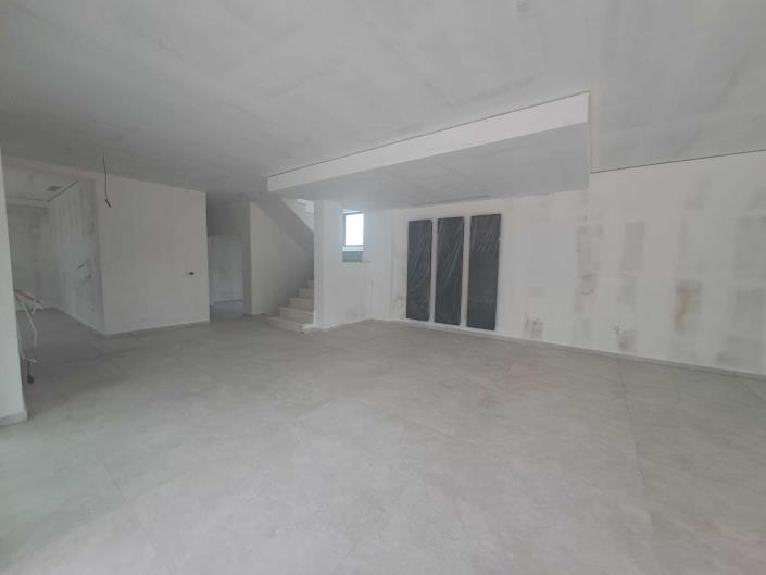 Image No.5-Villa de 5 chambres à vendre à Voukolies