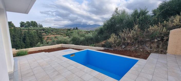 Image No.10-2 Bed Villa for sale