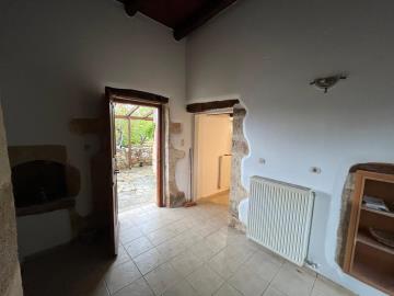 Stone-house-for-sale-in-Chania-Crete--1-