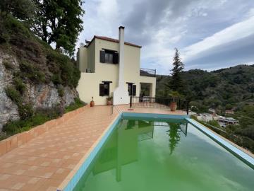 Villa-with-forest-views-for-sale-in-Chania-Crete--9-