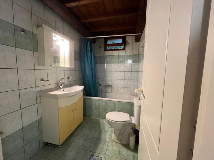 Image No.22-1 Bed House for sale