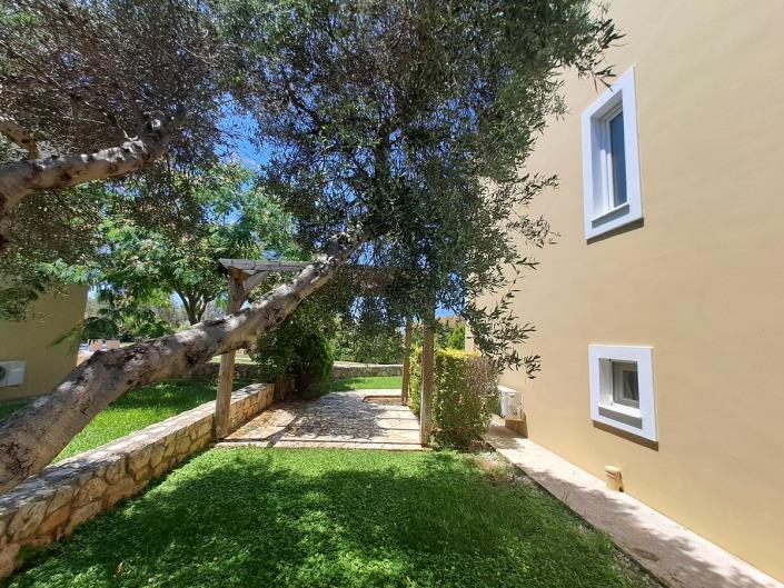 Image No.20-3 Bed Villa for sale