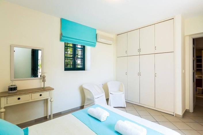 Image No.6-2 Bed Villa for sale