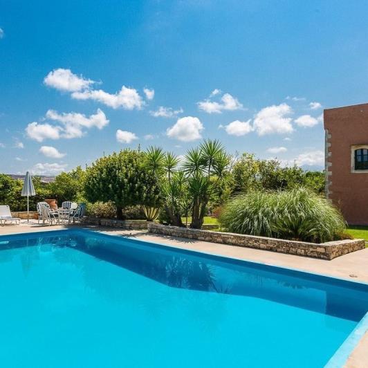 Image No.2-2 Bed Villa for sale