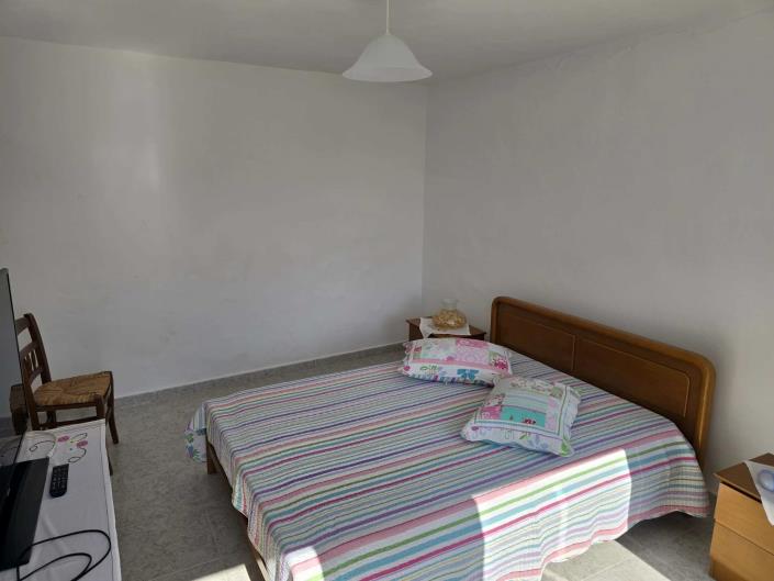 Image No.9-3 Bed House for sale