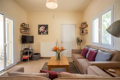House-for-sale-close-to-Tavronitis-Chania-Crete--1-
