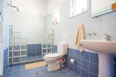 House-for-sale-close-to-Tavronitis-Chania-Crete--2-
