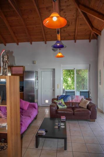 Image No.2-2 Bed House for sale