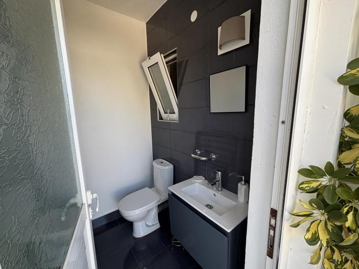 Image No.9-2 Bed Villa for sale