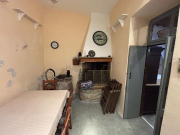 Stone-house-in-Loutra-Rethymno-Crete-for-sale--7-