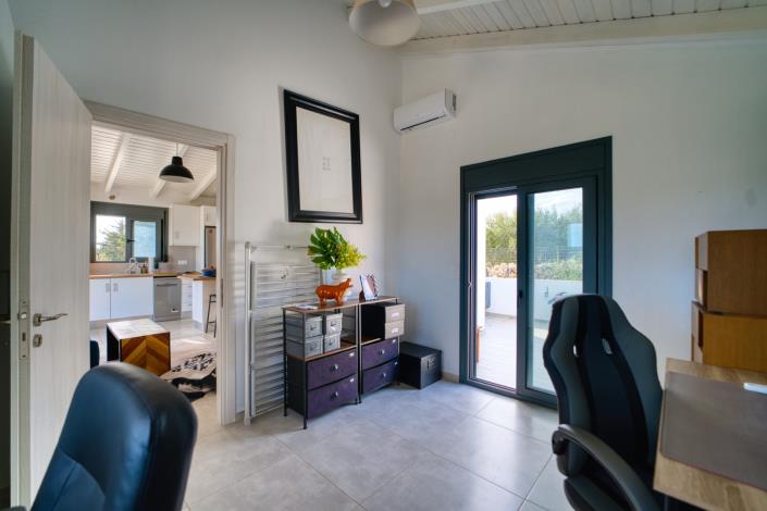 Image No.14-2 Bed Villa for sale