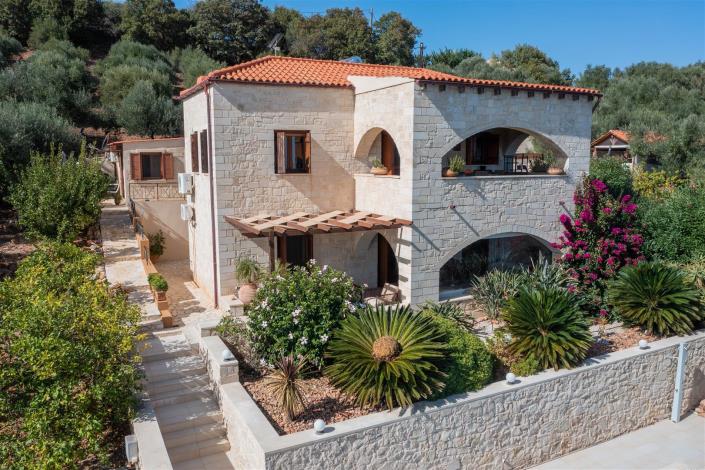 Image No.45-5 Bed Villa for sale