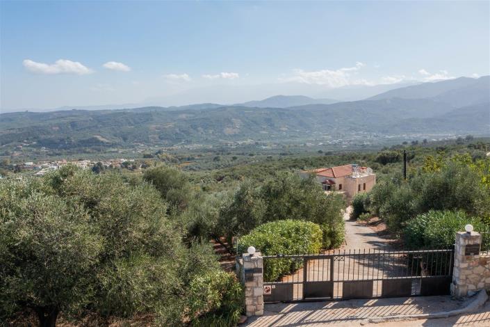 Image No.51-5 Bed Villa for sale