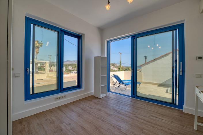 Image No.17-2 Bed Maisonette for sale