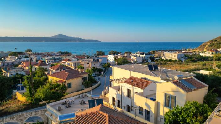 Image No.21-2 Bed Maisonette for sale