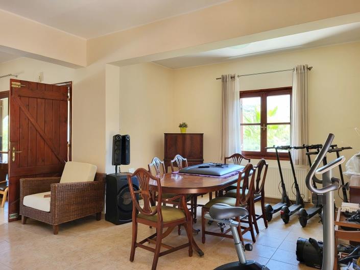 Image No.8-4 Bed Villa for sale