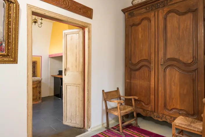 Image No.8-2 Bed House for sale