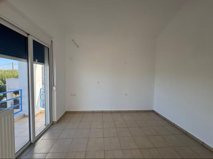 Image No.11-3 Bed House for sale