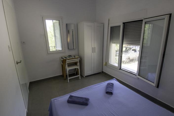 Image No.11-1 Bed House for sale