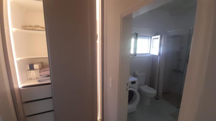 Image No.26-2 Bed House for sale