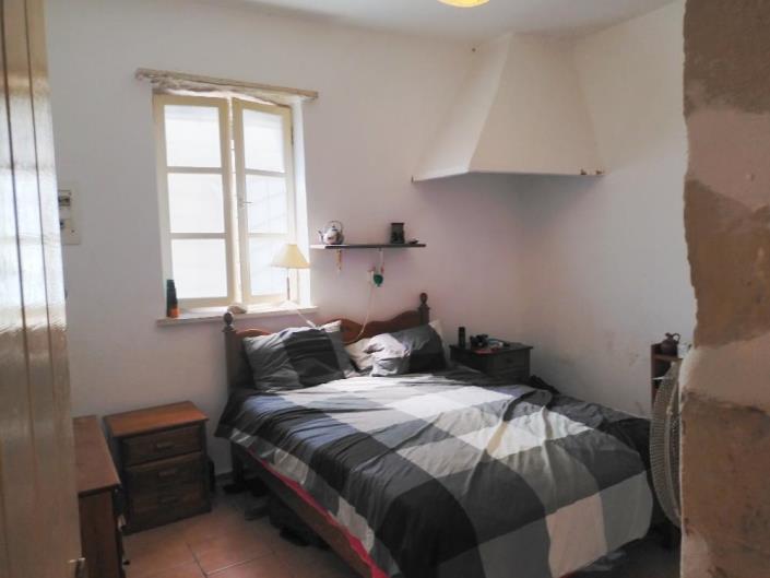 Image No.5-2 Bed House for sale