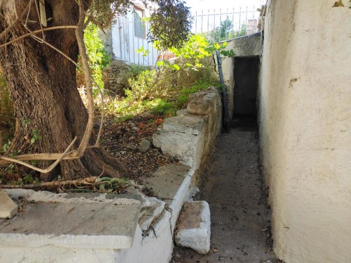 Image No.12-2 Bed House for sale