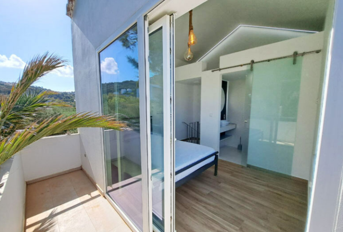 Image No.9-1 Bed Semi-Detached for sale