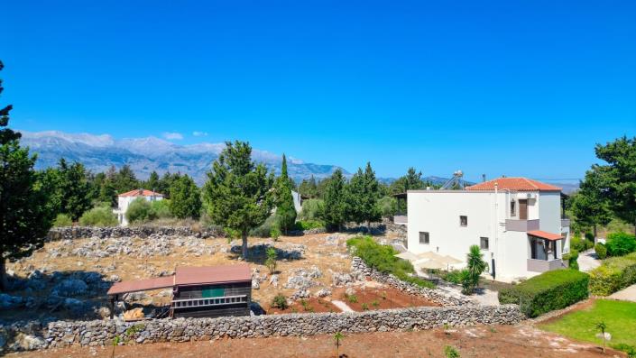 Image No.38-Villa de 4 chambres à vendre à Xirosterni