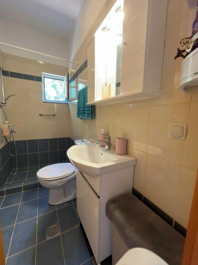 Image No.27-2 Bed Semi-Detached for sale