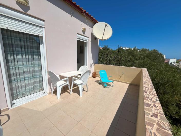 Image No.30-2 Bed Semi-Detached for sale