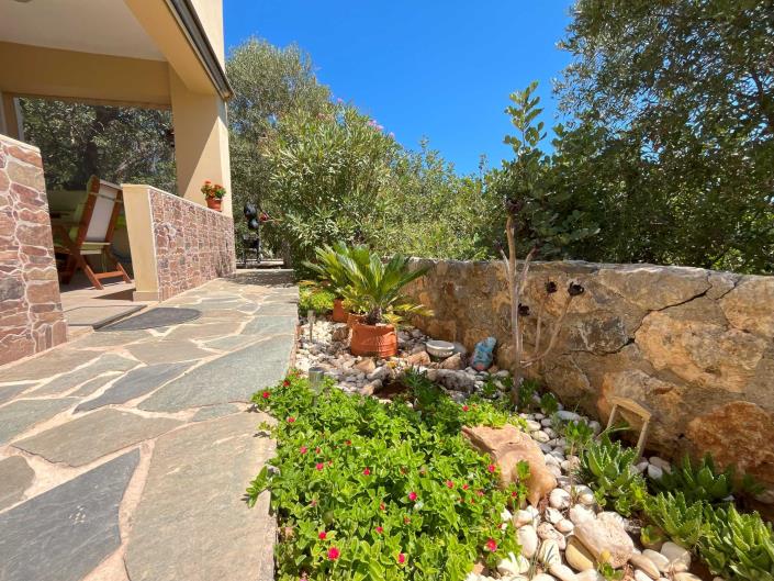 Image No.41-2 Bed Semi-Detached for sale